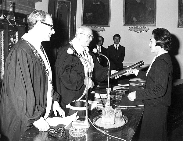 1971 Laurea honoris causa a Michela Schiff Sistema